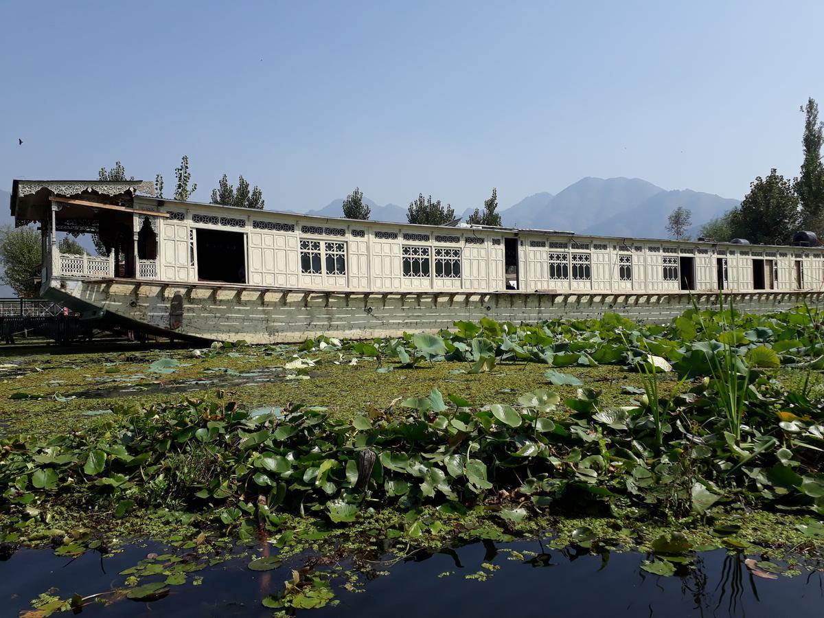 Heritage Geneva House Boat Srīnagar Eksteriør billede