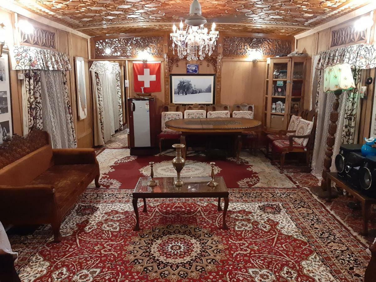 Heritage Geneva House Boat Srīnagar Eksteriør billede